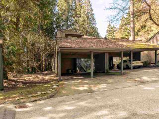 Photo 3: 867 FREDERICK Road in North Vancouver: Lynn Valley Townhouse for sale in "Laura Lynn" : MLS®# R2569757
